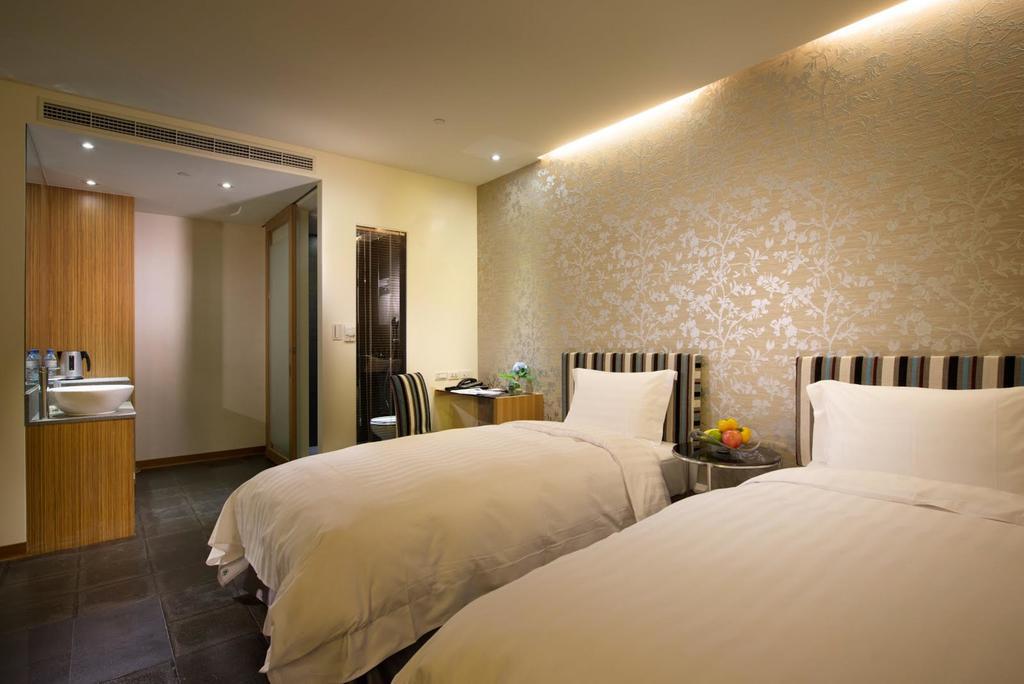 Howard Plaza Hotel Hsinchu Екстер'єр фото